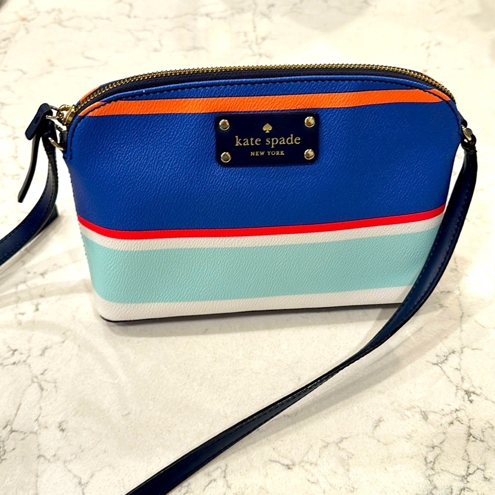 NWOT! Kate spade ♠️ Wellesley Hanna tropical stripe crossbody
